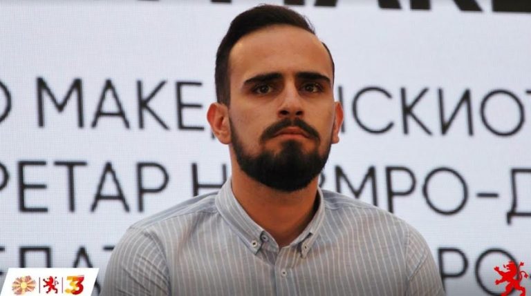 Шамбевски: Големо лицемерие е кога во собранието и штабовите на Левица, Апасиев се претставува како еден од народот, а заминува на одмор во Хургада