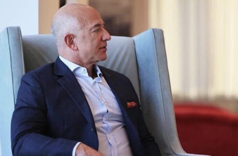 Правилото на Безос за првиот час: Утринска рутина што носи успех