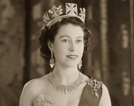 СТО ГОДИНИ ОД РАЃАЊЕТО НА ЕЛИЗАБЕТА ВТОРА: Била сведок на големи промени и посветена на народот кому му служела