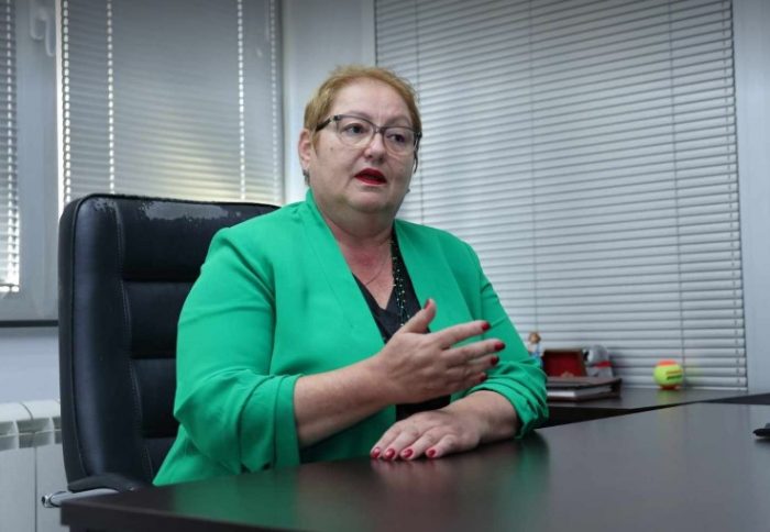 ЈАНЕВСКА: Прифатени се забелешките дека не може да има исти критериуми за избор во звања за општествените и техничките науки