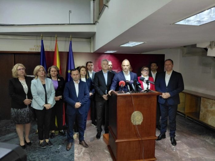 ВРАЌАЊЕ НА КОРЕНИТЕ НА БРАНКО И ЗАЕВ: Венко со СДС ќе бојкотира оти без Пржинска влада не ќе можат ни 100 дена да бидат на власт