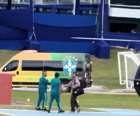 ВИДЕО: Нејмар со хеликоптер пристигна на подготовките на Бразил