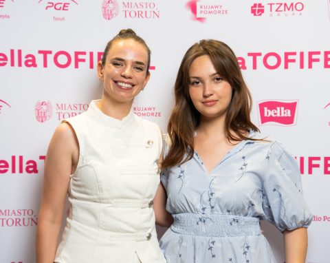 Ева Костиќ прогласена за најдобра актерка на ТОФИФЕСТ за улогата во филмот „17“