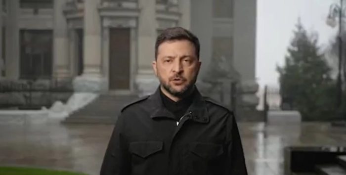 Зеленски ѝ се заблагодари на Ирска за поддршката за време на обраќањето во Даблинскиот замок