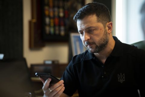 Зеленски разговараше со Мерц за испорака на ракети за ПВО системите „Патриот“
