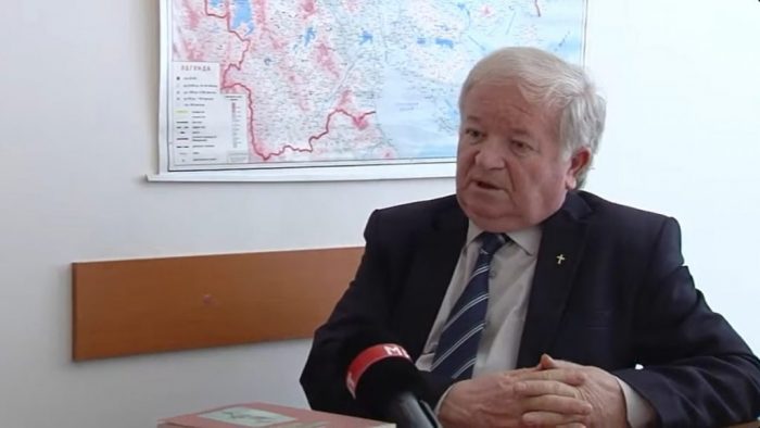 МАРКО КИТЕВСКИ СО „ВЕРА И СУЕВЕРИЕ“ ЗА МИА (1): За неработењето во петок, за св. Петка, оревовите лисја на гробишта, за сонот на Манџуков и за смртта на Крсто Бинев, но и за „шарените“